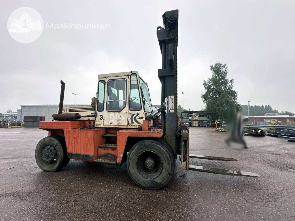 Kalmar LMV 10-600 - Pirun më naftë: foto 3 Kalmar LMV 10-600 - Pirun më naftë: foto 3