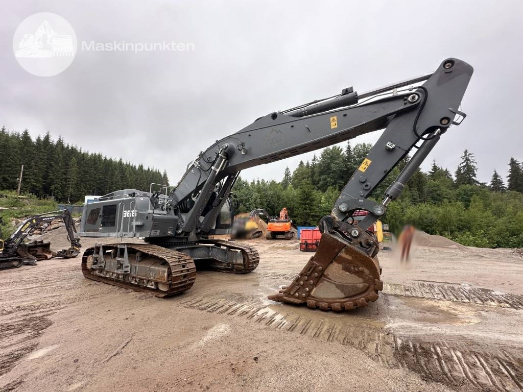 Liebherr R 966 HD - Ekskavator me zinxhirë: foto 4 Liebherr R 966 HD - Ekskavator me zinxhirë: foto 4