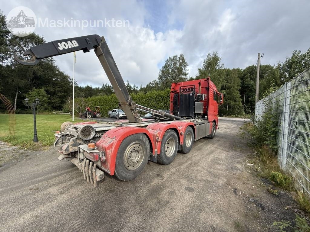 MAN TGX 35.500 EKIPAGE - Kamion vetëngarkues: foto 5 MAN TGX 35.500 EKIPAGE - Kamion vetëngarkues: foto 5
