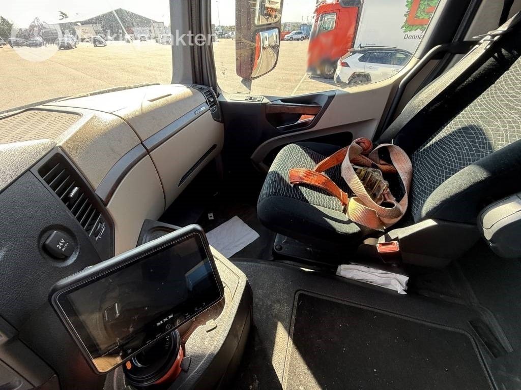 Kamion frigorifer Mercedes-Benz Actros 2551: foto 24
