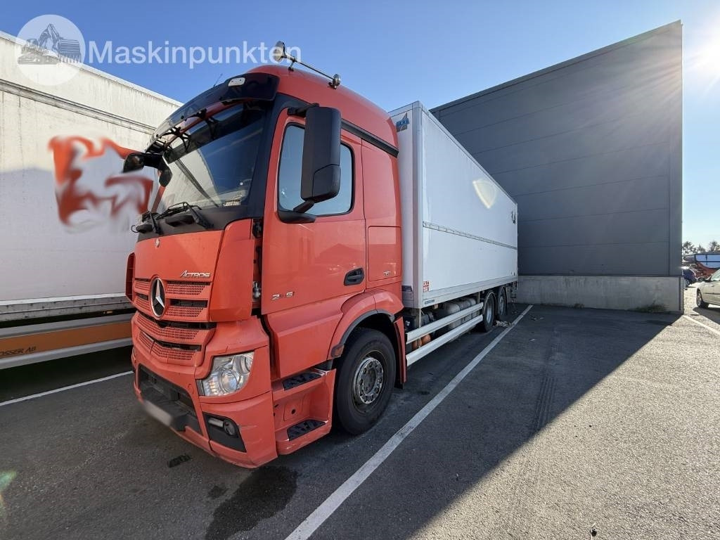 Mercedes-Benz Actros 2551  - Kamion frigorifer: foto 1 Mercedes-Benz Actros 2551  - Kamion frigorifer: foto 1
