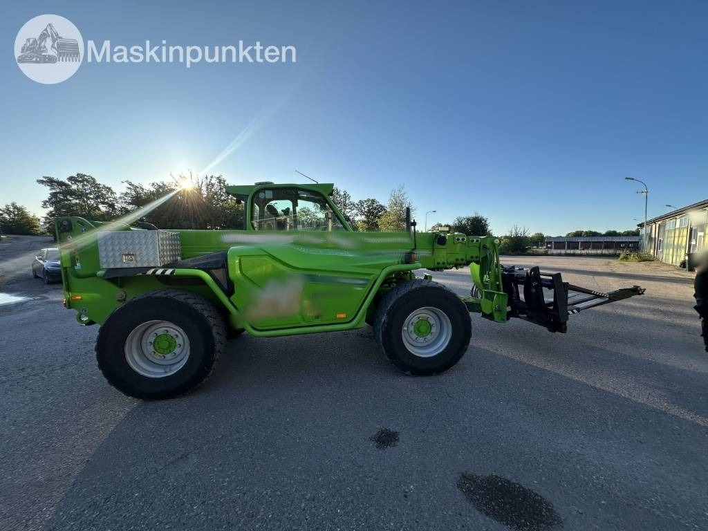 Merlo P 40.17 Plus - Ekskavator teleskopik: foto 4 Merlo P 40.17 Plus - Ekskavator teleskopik: foto 4