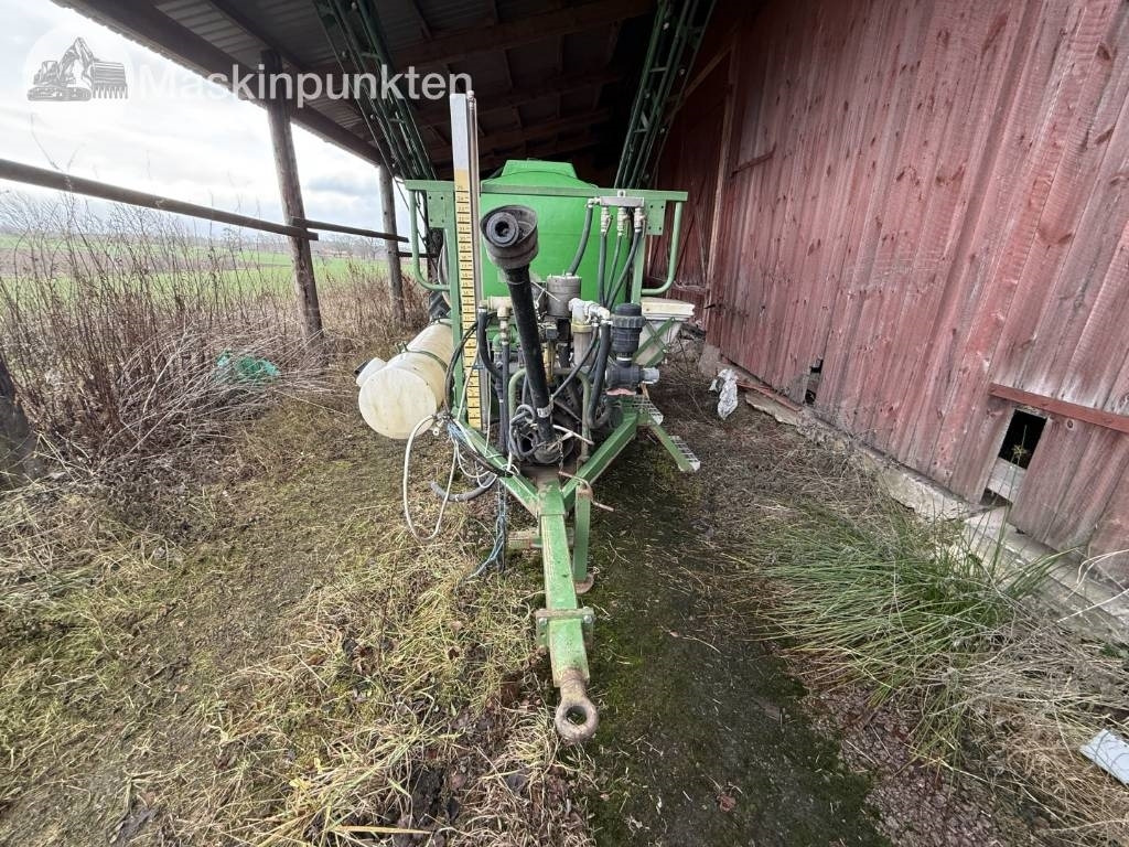 Moteska M2500 växtspruta - Spërkatës me rimorkio: foto 2 Moteska M2500 växtspruta - Spërkatës me rimorkio: foto 2