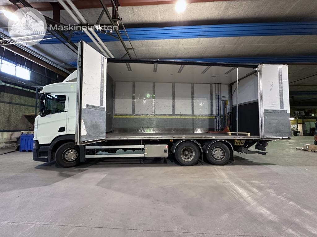 Kamion vagonetë Scania R 450: foto 8 Kamion vagonetë Scania R 450: foto 8