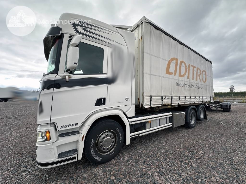 Scania R 580 - Transportjer kontejnerësh/ Kamion me karroceri të çmontueshme: foto 2 Scania R 580 - Transportjer kontejnerësh/ Kamion me karroceri të çmontueshme: foto 2