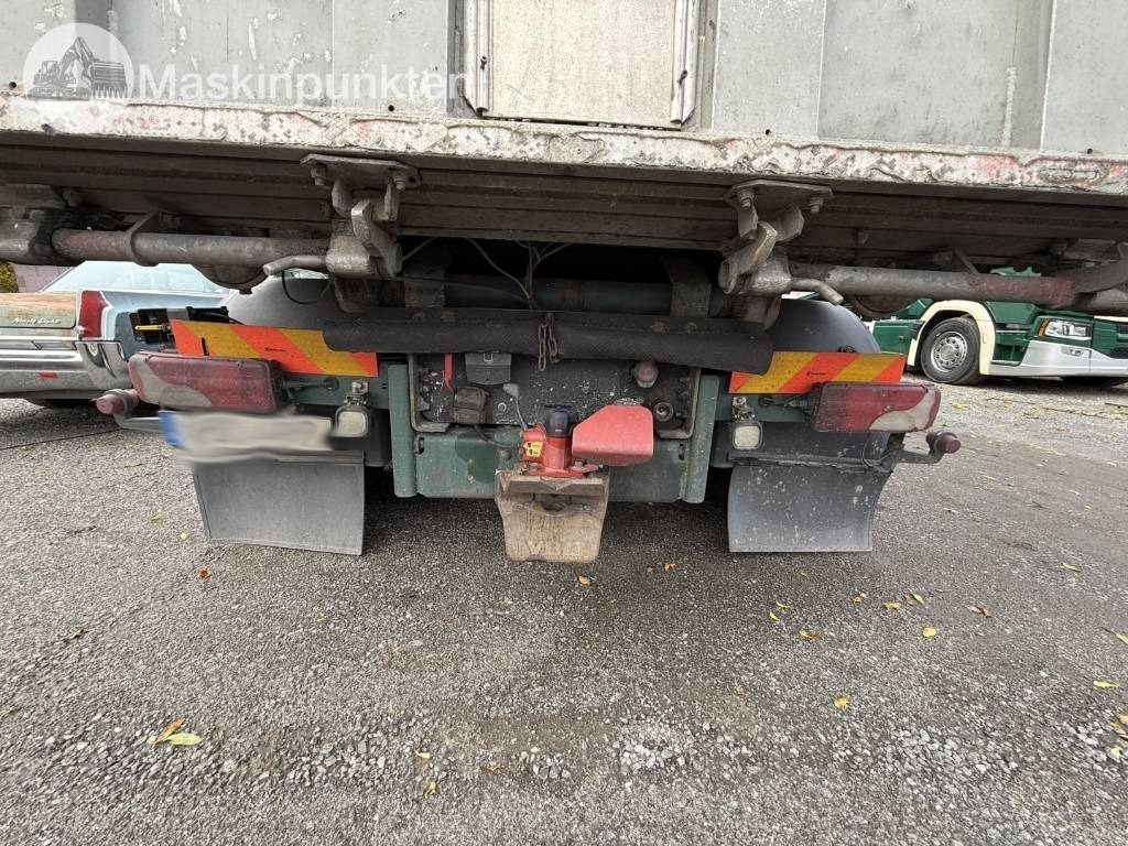 Scania R 580 - Kamion vetëshkarkues: foto 5 Scania R 580 - Kamion vetëshkarkues: foto 5