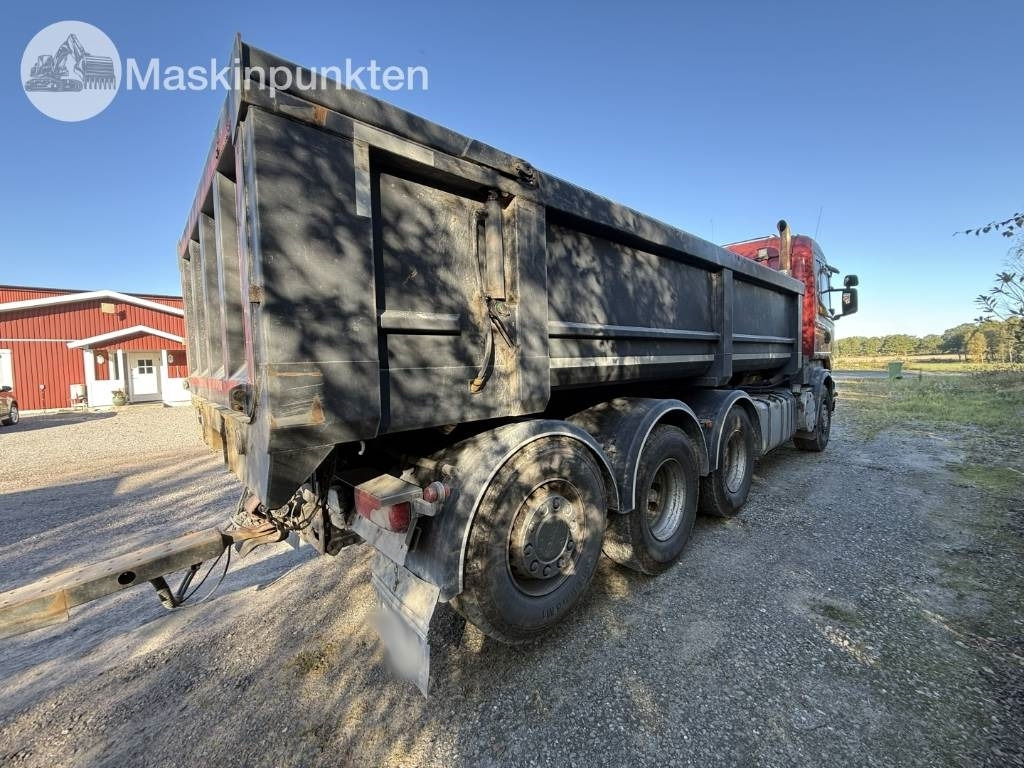 Scania R 730 - Kamion vetëshkarkues: foto 4 Scania R 730 - Kamion vetëshkarkues: foto 4