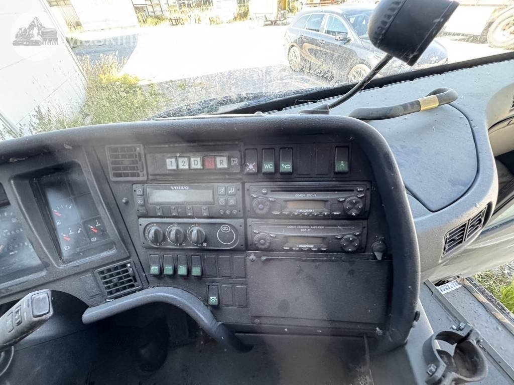 Autobus suburban Volvo B 12 M: foto 16