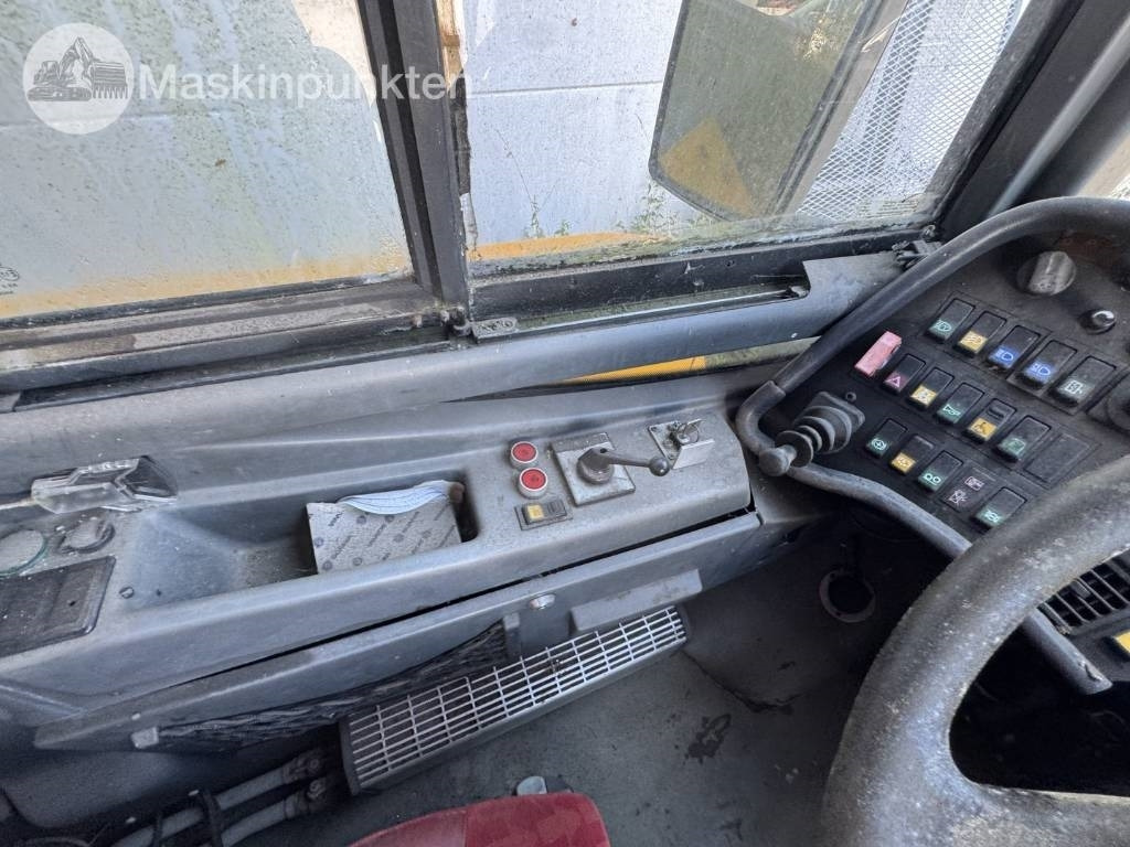Autobus suburban Volvo B 12 M: foto 13