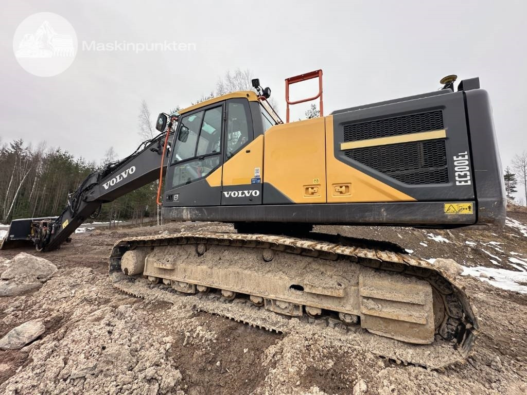 Volvo EC 300 EL - Ekskavator me zinxhirë: foto 2 Volvo EC 300 EL - Ekskavator me zinxhirë: foto 2