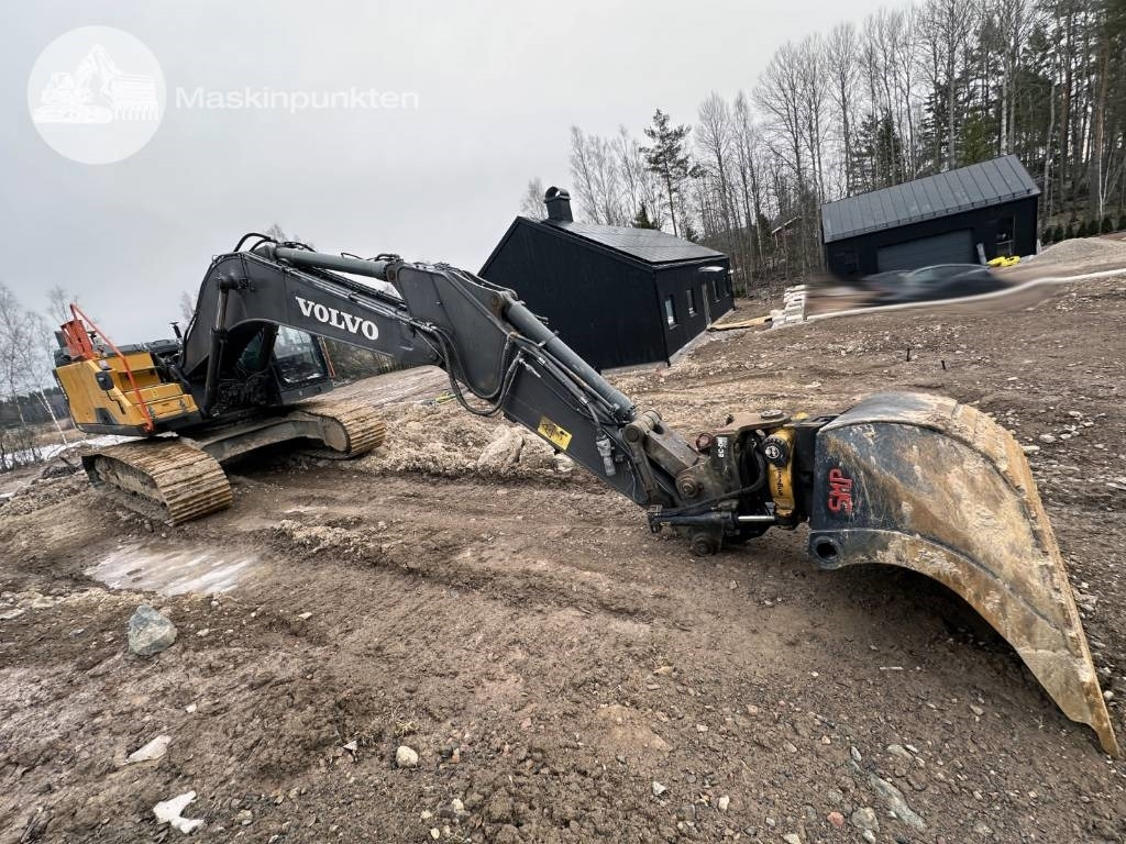 Volvo EC 300 EL - Ekskavator me zinxhirë: foto 4 Volvo EC 300 EL - Ekskavator me zinxhirë: foto 4