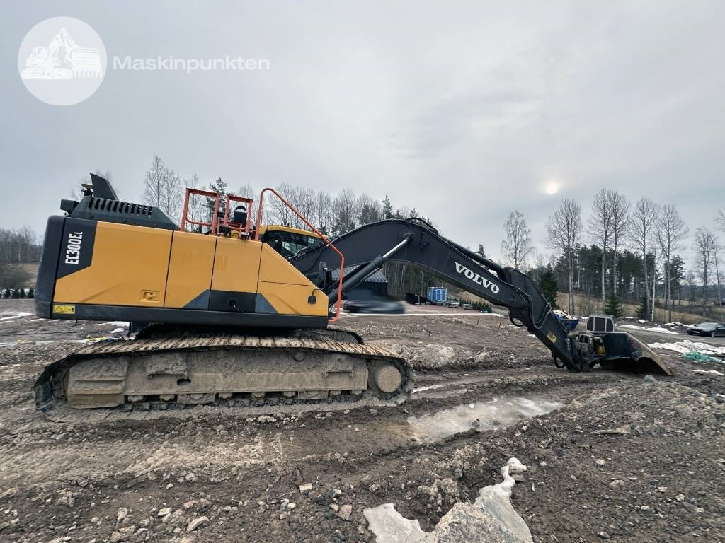 Volvo EC 300 EL - Ekskavator me zinxhirë: foto 5 Volvo EC 300 EL - Ekskavator me zinxhirë: foto 5