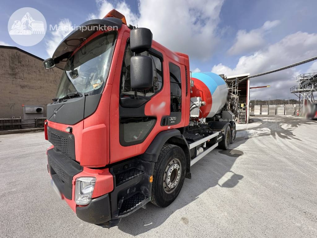 Volvo FE 320 - Autobetoniere: foto 1 Volvo FE 320 - Autobetoniere: foto 1