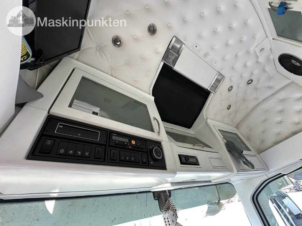 Kamion vagonetë Volvo FH 16 750: foto 19
