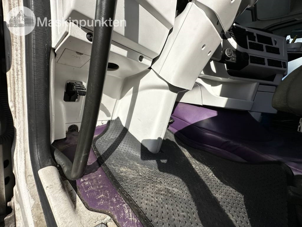 Kamion vagonetë Volvo FH 16 750: foto 13