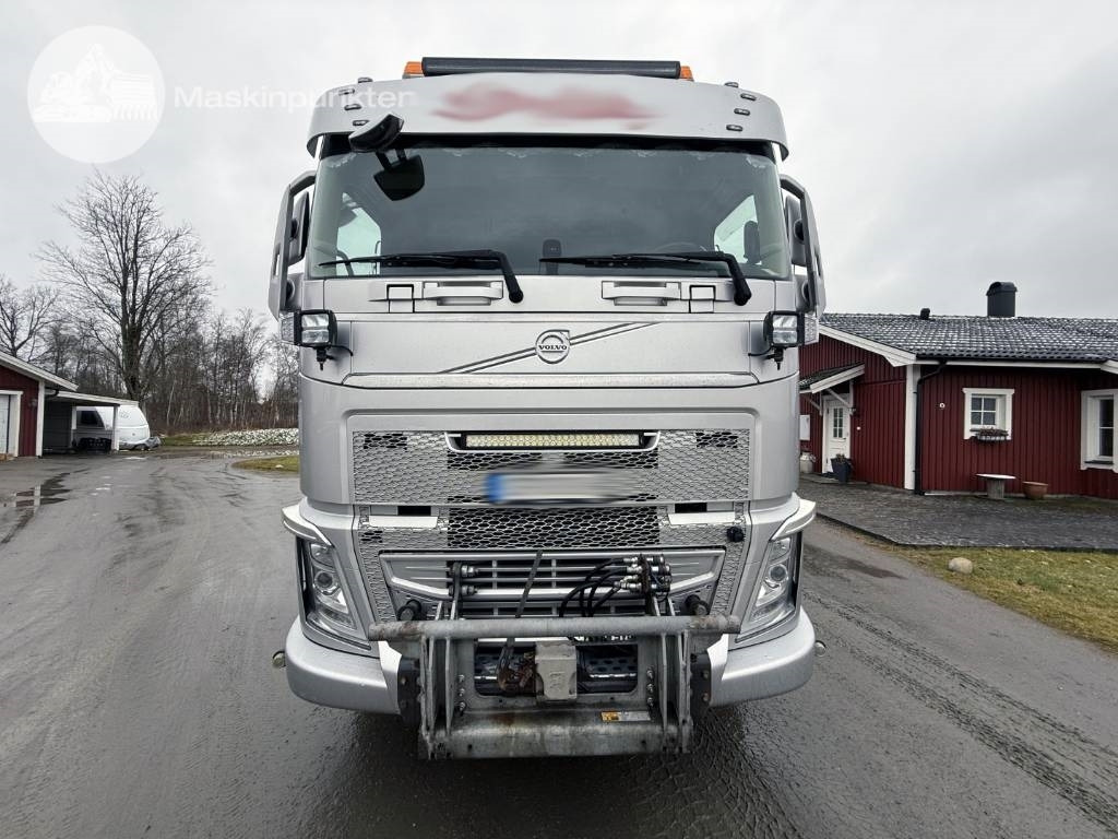 Volvo FH 540 - Kamion vetëshkarkues: foto 4 Volvo FH 540 - Kamion vetëshkarkues: foto 4