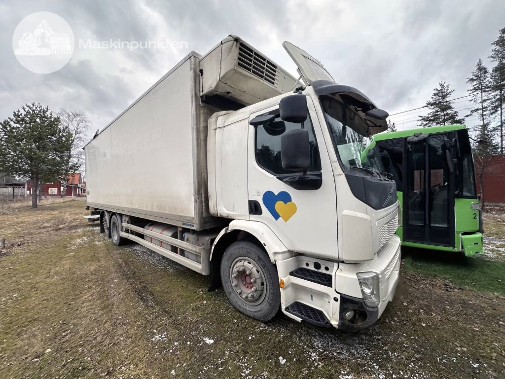 Volvo FL 240 - Kamion frigorifer: foto 1 Volvo FL 240 - Kamion frigorifer: foto 1