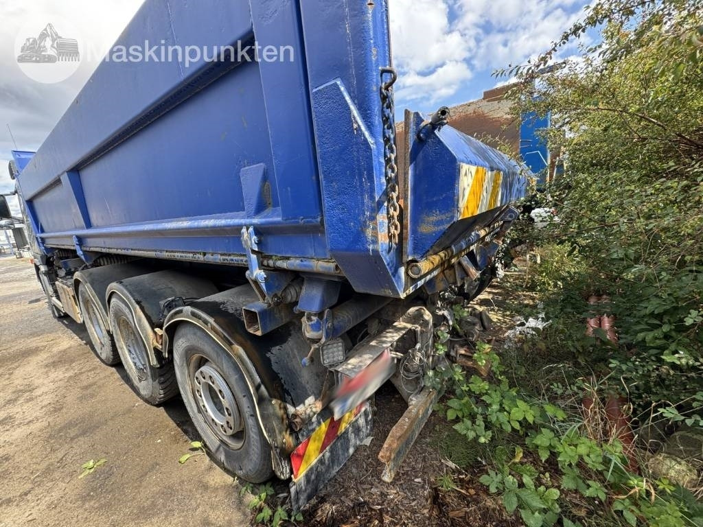 Volvo FM 440 CAMELEONT + BERFLAK + BETONGBLANDARE - Transportjer kontejnerësh/ Kamion me karroceri të çmontueshme: foto 2 Volvo FM 440 CAMELEONT + BERFLAK + BETONGBLANDARE - Transportjer kontejnerësh/ Kamion me karroceri të çmontueshme: foto 2
