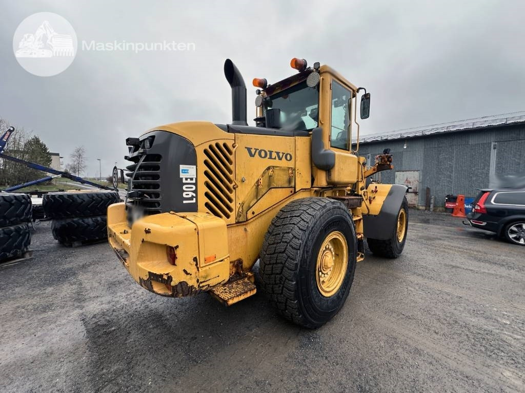 Lizingu i Volvo L 90 E  Volvo L 90 E: foto 6