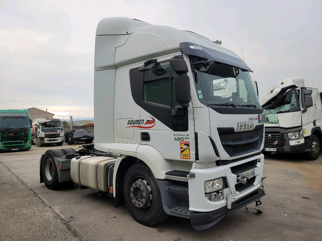 IVECO STRALIS 440S42 4X2 - Gjysmë-kamion: foto 1 IVECO STRALIS 440S42 4X2 - Gjysmë-kamion: foto 1