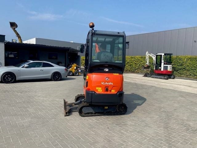 Kubota KX 016-4 - Miniekskavator: foto 2 Kubota KX 016-4 - Miniekskavator: foto 2