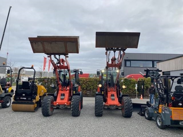 Kubota R 090 - Fadrom me goma: foto 3 Kubota R 090 - Fadrom me goma: foto 3