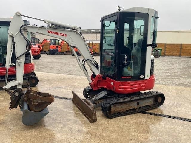 Takeuchi TB 23 R - Miniekskavator: foto 4 Takeuchi TB 23 R - Miniekskavator: foto 4