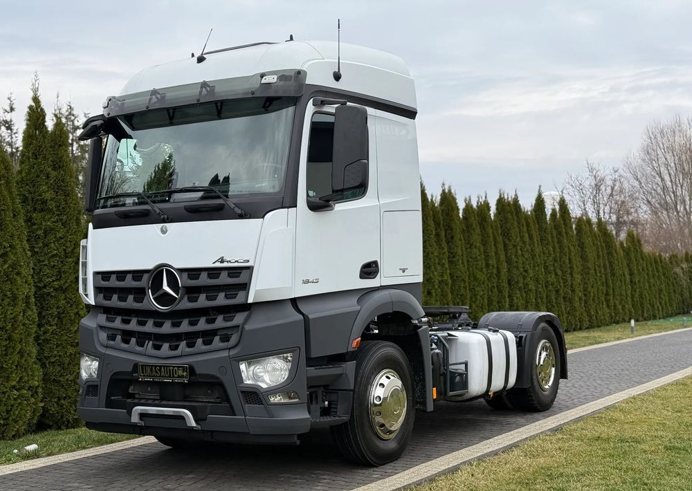Mercedes-Benz AROCS 1843 HYDRAULIKA - Gjysmë-kamion: foto 1 Mercedes-Benz AROCS 1843 HYDRAULIKA - Gjysmë-kamion: foto 1