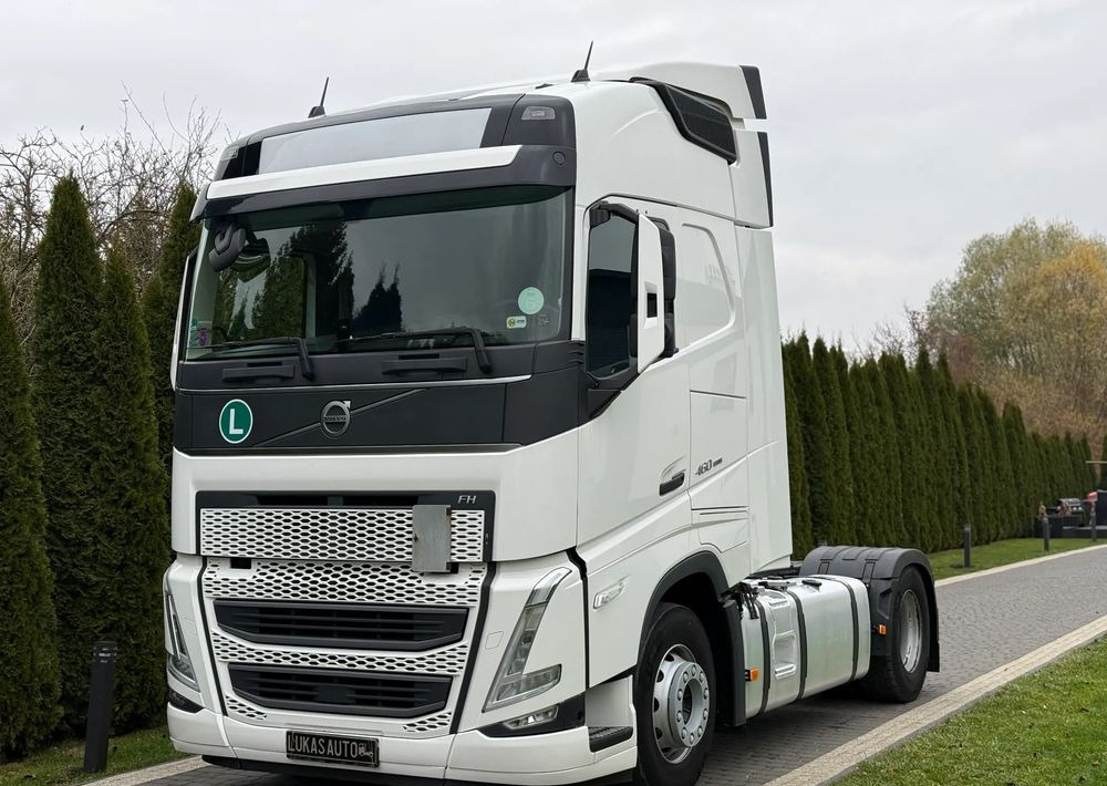 Volvo FH 460 AUTOMAT PARK COOL DWA ZBIORNIKI - Gjysmë-kamion: foto 3 Volvo FH 460 AUTOMAT PARK COOL DWA ZBIORNIKI - Gjysmë-kamion: foto 3