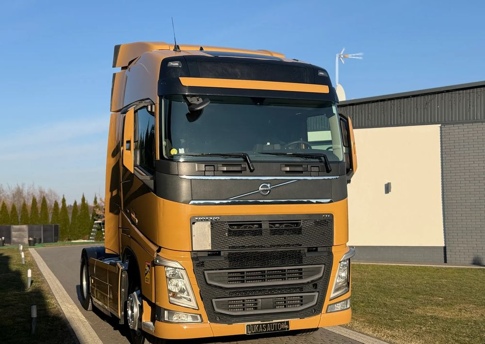 Volvo FH 460 PARK COOL - Gjysmë-kamion: foto 1 Volvo FH 460 PARK COOL - Gjysmë-kamion: foto 1
