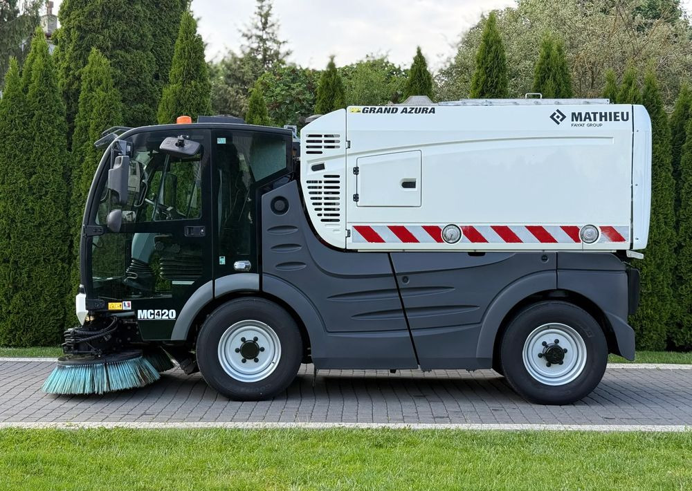 Inny MATHIEU GRAND AZURA MC420 ZAMIATARKA - Kamion mbeturinash: foto 4 Inny MATHIEU GRAND AZURA MC420 ZAMIATARKA - Kamion mbeturinash: foto 4