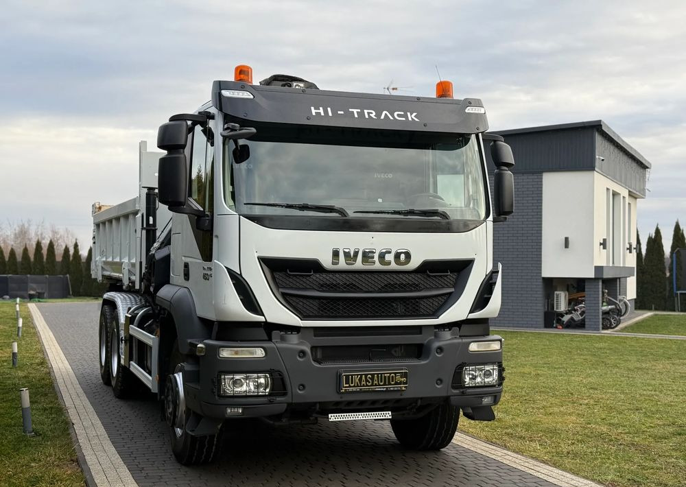 Iveco TRAKKER 450 6X4 PODWÓJNA HYDRO-BURTA HIAB 104 - Kamion vetëshkarkues, Kamion me vinç: foto 2 Iveco TRAKKER 450 6X4 PODWÓJNA HYDRO-BURTA HIAB 104 - Kamion vetëshkarkues, Kamion me vinç: foto 2