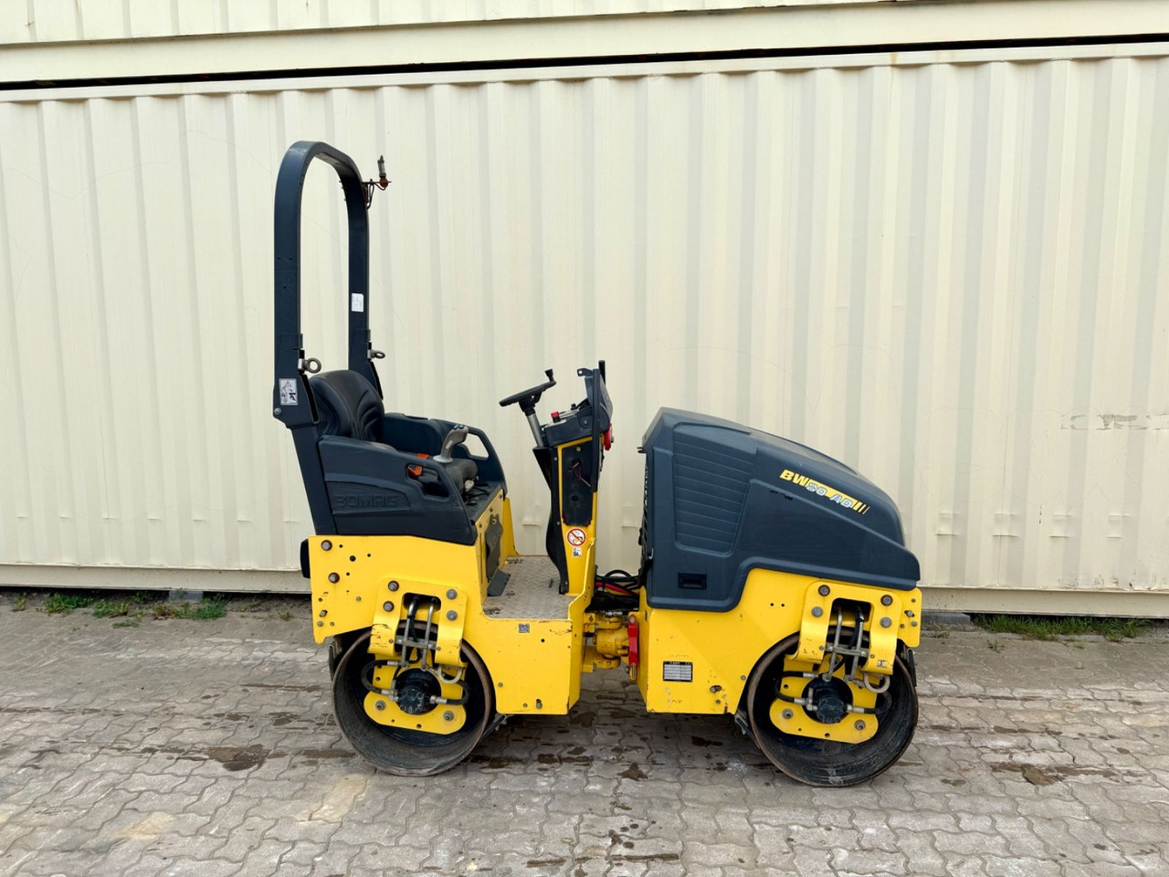 BOMAG BW80AD-5 / 2018 BJ / 1.005 H / 1.550 KG - Rul rrugësh: foto 5 BOMAG BW80AD-5 / 2018 BJ / 1.005 H / 1.550 KG - Rul rrugësh: foto 5