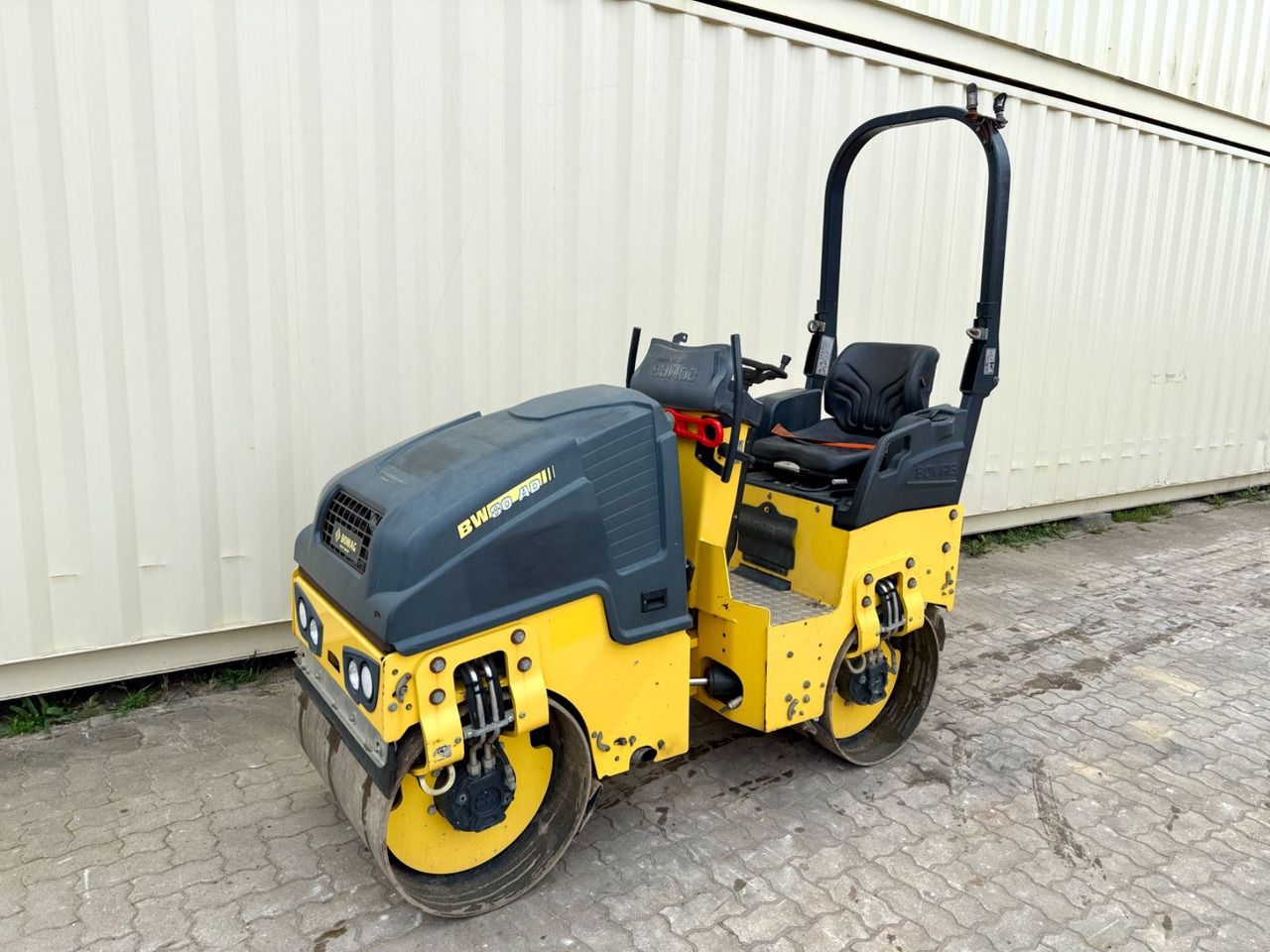 BOMAG BW80AD-5 / 2018 BJ / 1.005 H / 1.550 KG - Rul rrugësh: foto 1 BOMAG BW80AD-5 / 2018 BJ / 1.005 H / 1.550 KG - Rul rrugësh: foto 1
