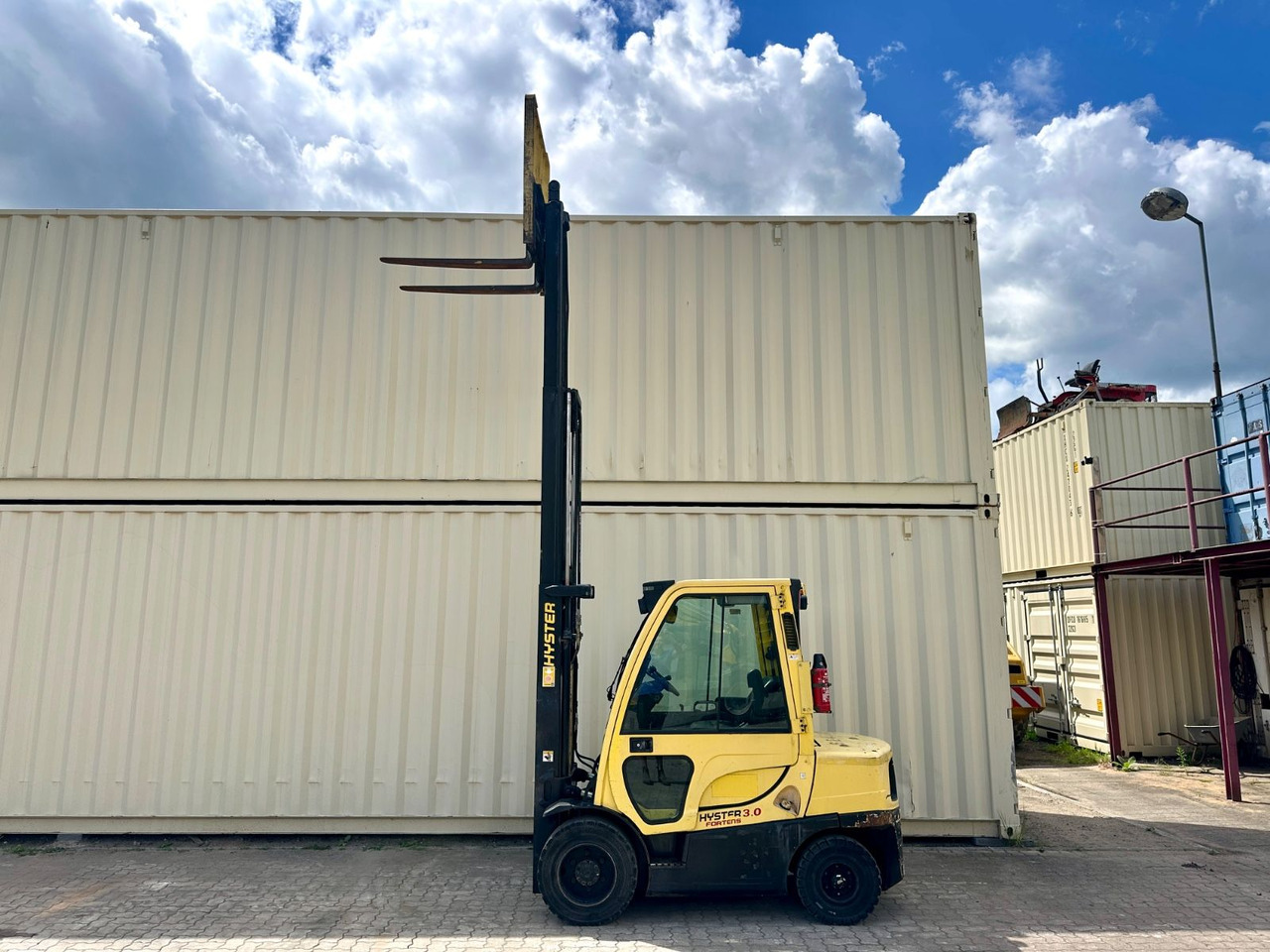 Hyster H3.0FT / Diesel / Triplex / Ex Armee - Pirun më naftë: foto 5 Hyster H3.0FT / Diesel / Triplex / Ex Armee - Pirun më naftë: foto 5
