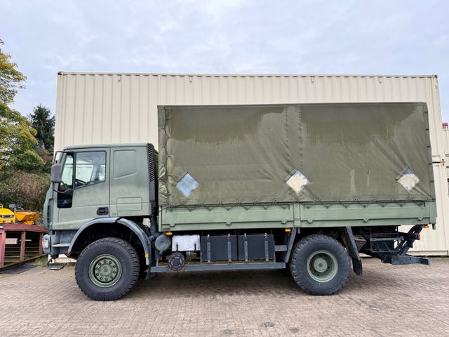 Iveco 140E24 4x4 / Armee / / Camper - Kamion me tendë: foto 3 Iveco 140E24 4x4 / Armee / / Camper - Kamion me tendë: foto 3