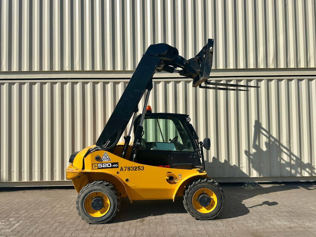 JCB 520-40 / 4 Meter / 2 Tonnen / 2.297 Bh / TOP - Ekskavator teleskopik: foto 5 JCB 520-40 / 4 Meter / 2 Tonnen / 2.297 Bh / TOP - Ekskavator teleskopik: foto 5