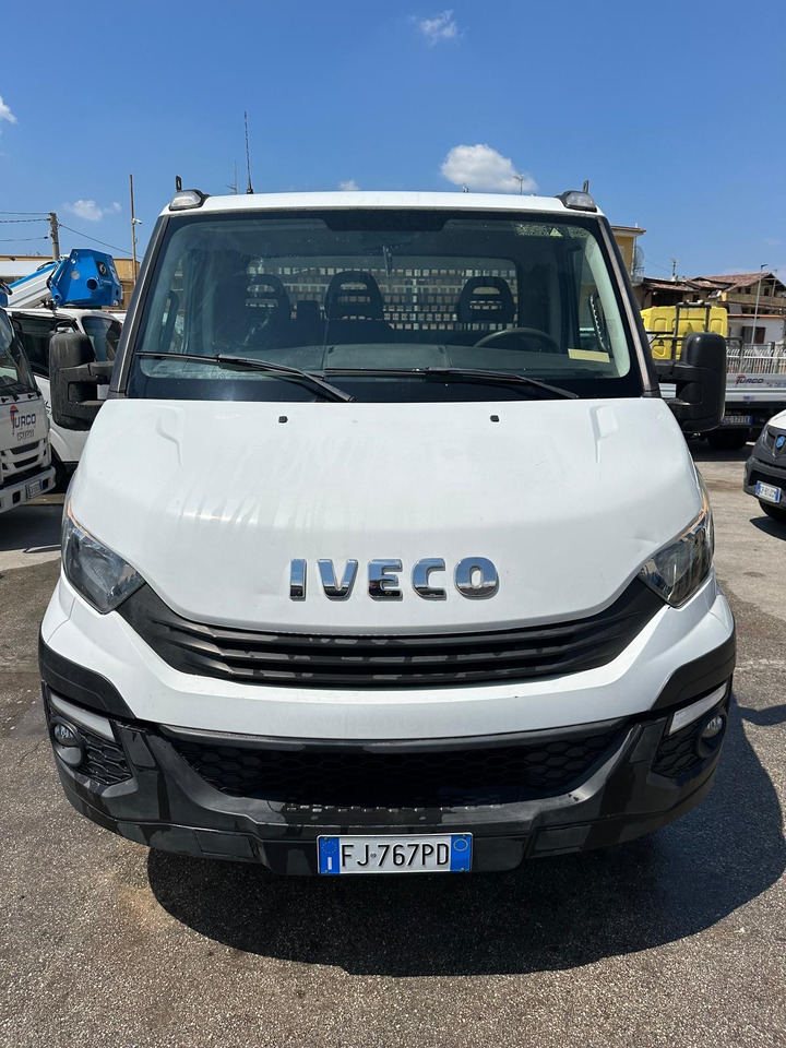 IVECO DAILY 35C12 - Kamion vetëshkarkues: foto 1 IVECO DAILY 35C12 - Kamion vetëshkarkues: foto 1