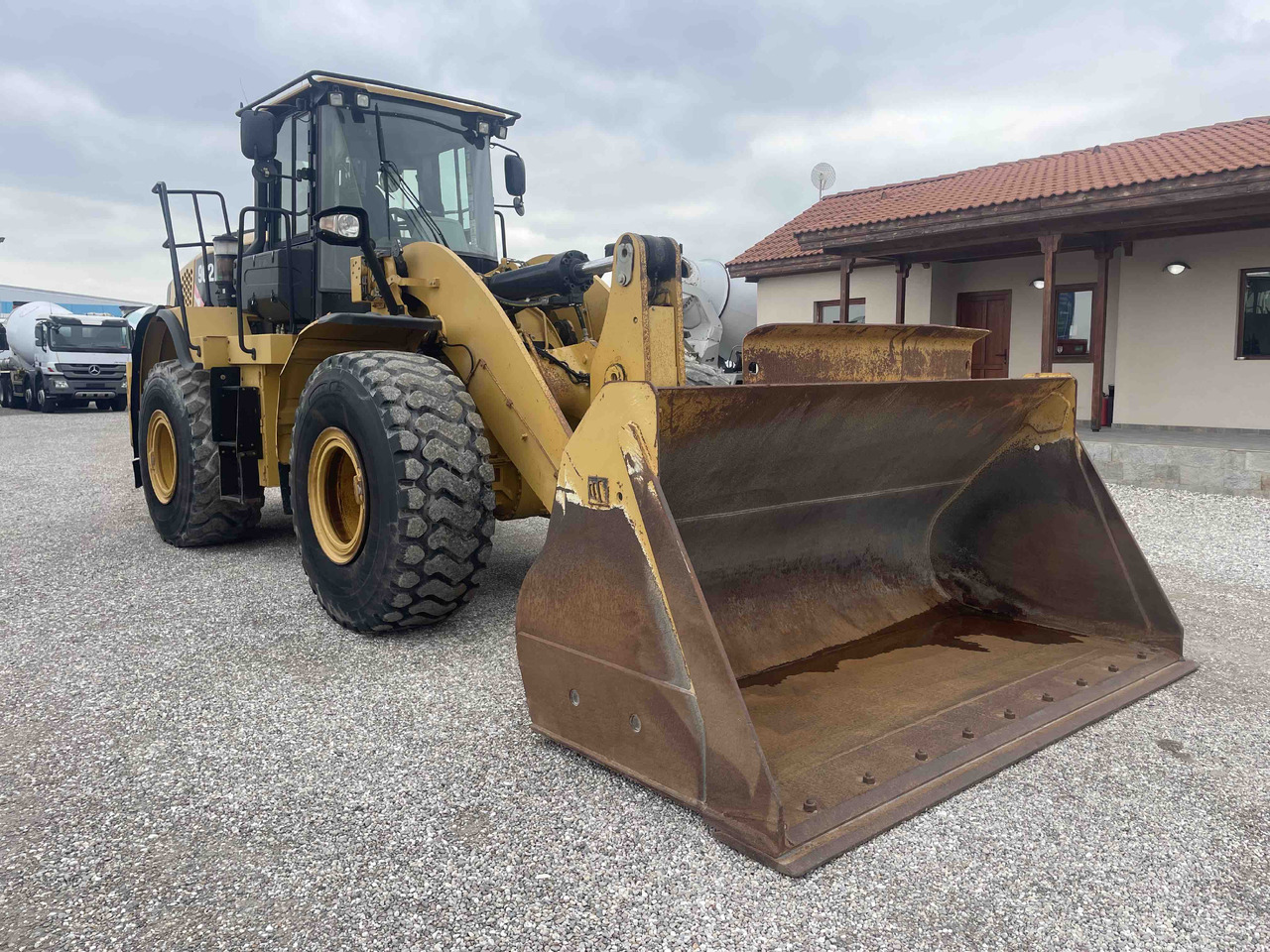 Caterpillar 962K - Fadrom me goma: foto 1 Caterpillar 962K - Fadrom me goma: foto 1