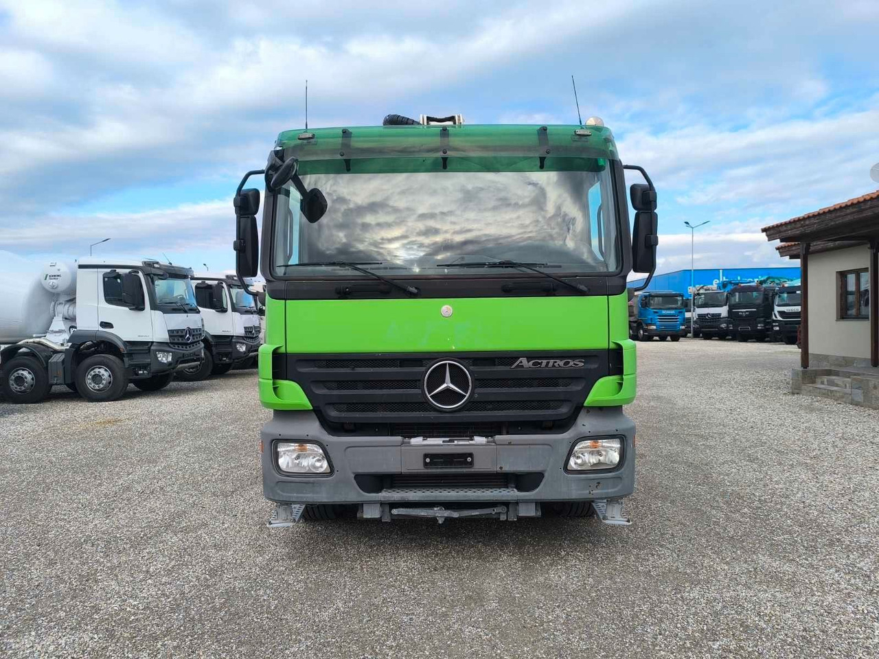 Mercedes-Benz ACTROS 2641 SCHWING S34 X-P NUR 27000KM. - Pompë betoni: foto 2 Mercedes-Benz ACTROS 2641 SCHWING S34 X-P NUR 27000KM. - Pompë betoni: foto 2