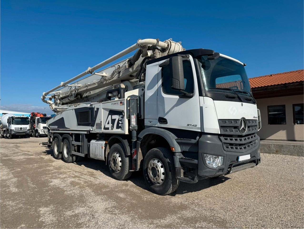 Mercedes-Benz AROCS 3743 PUTZMEISTER M47-5 - Pompë betoni: foto 1 Mercedes-Benz AROCS 3743 PUTZMEISTER M47-5 - Pompë betoni: foto 1