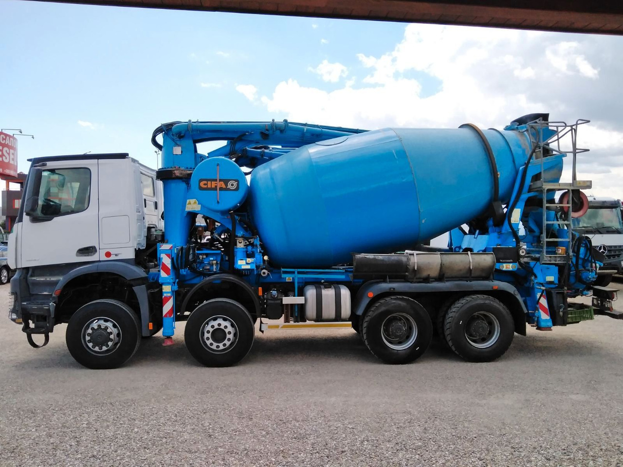 Mercedes-Benz AROCS 4140 CIFA MAGNUM MK28.4L 8X6 - Pompë betoni: foto 4 Mercedes-Benz AROCS 4140 CIFA MAGNUM MK28.4L 8X6 - Pompë betoni: foto 4