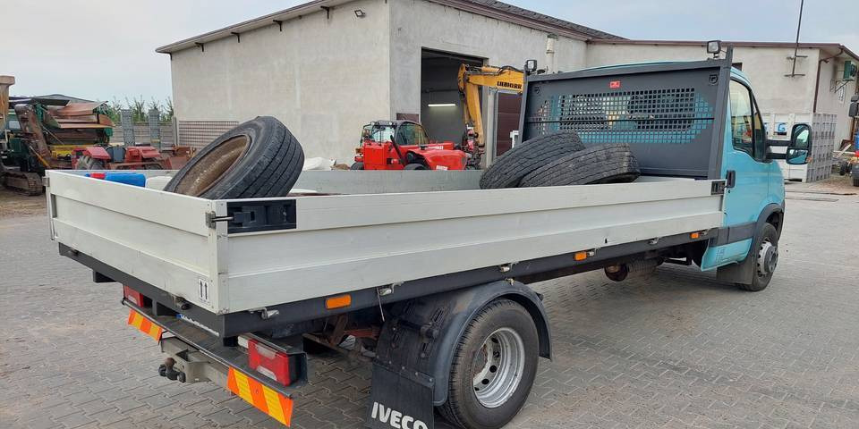 Iveco Daily 65C17 silnik 3.0 skrzynia automat - Kamioncine me karroceri: foto 5 Iveco Daily 65C17 silnik 3.0 skrzynia automat - Kamioncine me karroceri: foto 5