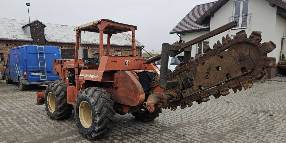 Ekskavator me goma Koparka łańcuchowa Ditch Witch 7610: foto 8 Ekskavator me goma Koparka łańcuchowa Ditch Witch 7610: foto 8