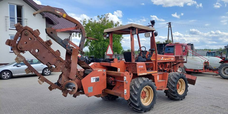 Lizingu i  Koparka łańcuchowa Ditch Witch 8020 85KM Koparka łańcuchowa Ditch Witch 8020 85KM: foto 7