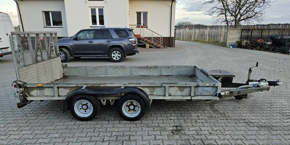 Przyczepa laweta Ifor Williams GX126 3500kg - Rimorkio për makineri ndërtimi: foto 1 Przyczepa laweta Ifor Williams GX126 3500kg - Rimorkio për makineri ndërtimi: foto 1