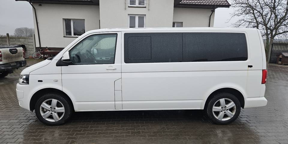 Volkswagen Multivan 180KM 4Motion 4x4 automat DSG długi - Veturë: foto 1 Volkswagen Multivan 180KM 4Motion 4x4 automat DSG długi - Veturë: foto 1