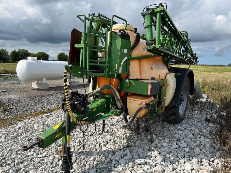 Amazone UX 4200 Special - Spërkatës: foto 2 Amazone UX 4200 Special - Spërkatës: foto 2