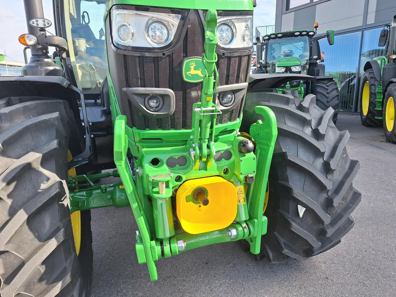 Traktor John Deere 6R 155: foto 9 Traktor John Deere 6R 155: foto 9
