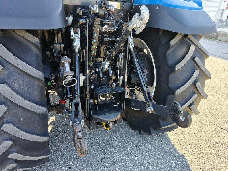 Traktor New Holland T6.180 DC: foto 10